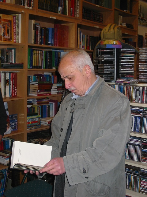 Габриэль Суперфин в магазине «Книжный мир» Бостон, 9 ноября 2009 г.